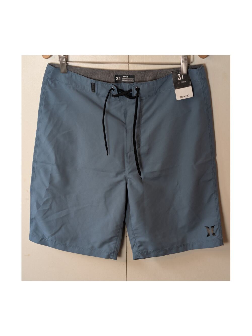 Hurley Dark Aqua Shorts Size 31